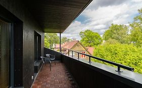 Self-Check-In 3 Bedroom Apartment With Sauna And Balconies